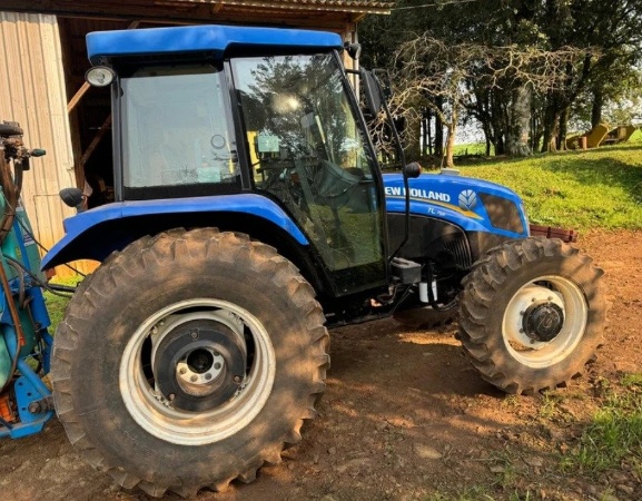 Trator New Holland TL 75E ano 2016 - TL 75E - Máquinas Agrícolas