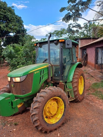 Trator John Deere 5078 E ano 2019