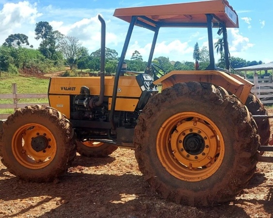 Trator Valmet 785 ano 1994 - 785 - Máquinas Agrícolas