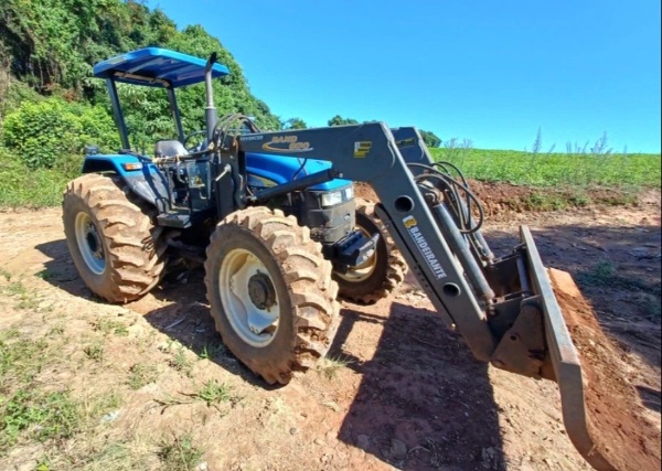Trator New Holland TS6020 ano 2011