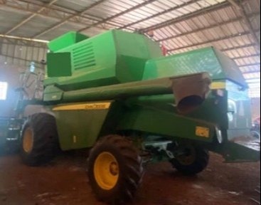 Colheitadeira John Deere 1470 ano 2011