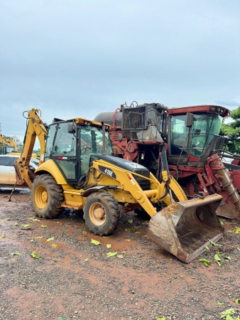 Retroescavadeira Caterpillar 416E - Máquinas de Linha Amarela
