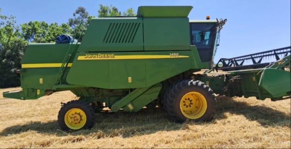 Colheitadeira John Deere 1450 ano 2007