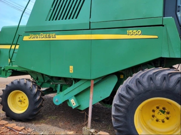 Colheitadeira John Deere 1550 ano 2008 - 1550 - Máquinas Agrícolas