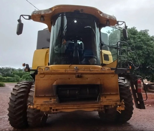 Colheitadeira New Holland CR 5.85 ano 2016