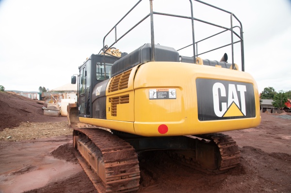 Escavadeira Caterpillar 336 D2L ano 2017