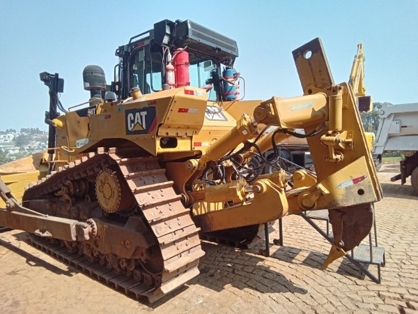 Trator de Esteira Caterpillar D8T ano 2018