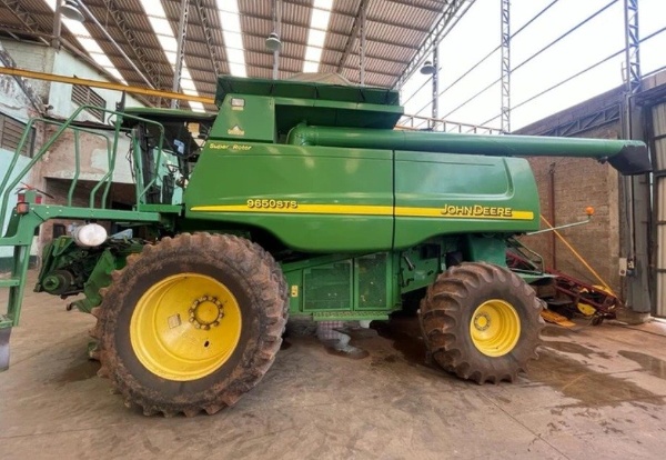 Colheitadeira John Deere STS 9650