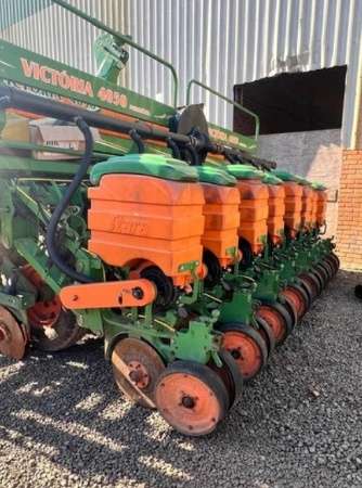Plantadeira John Deere 2115 ano 2021