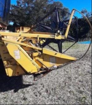 Outros implementos agrícolas New Holland Plataforma New Holland ano 1989
