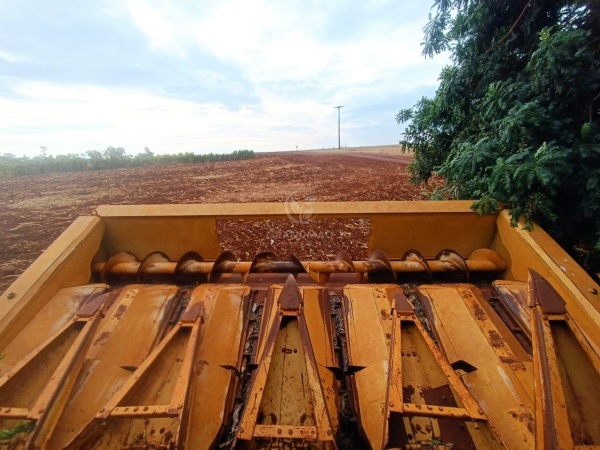 Plataforma New Holland BM6 ano 2004