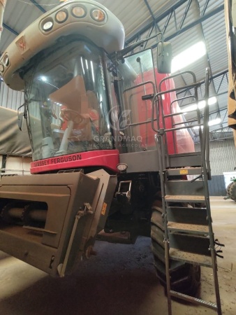 Colheitadeira Massey Ferguson MF 5690 ano 2021