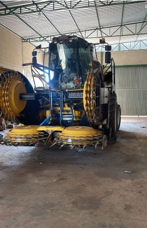 Forrageira Automotriz New Holland FR500 ano 2019