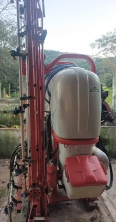 Pulverizador Kuhn porter 800 ano 2015 - porter 800 - Implementos para Manutenção
