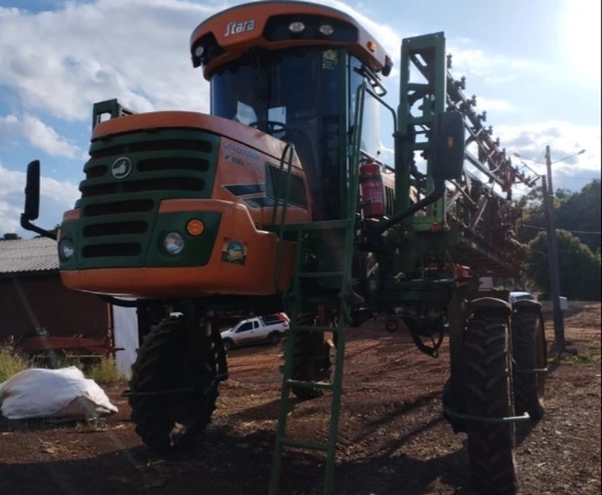 Pulverizador Autopropelido Stara Gladiador 2300 ano 2016