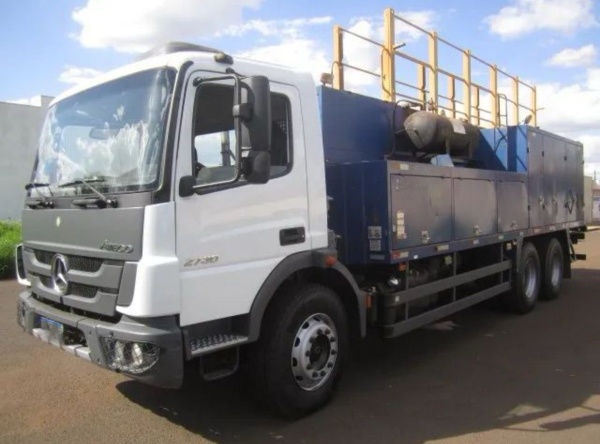 Caminhão Mercedes Benz Atego 2730 ano 2018 - Atego 2730 - Caminhões e Carretas