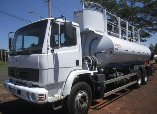 Caminhão Mercedes Benz Atron 2729 ano 2016 - Atron 2729 - Caminhões e Carretas
