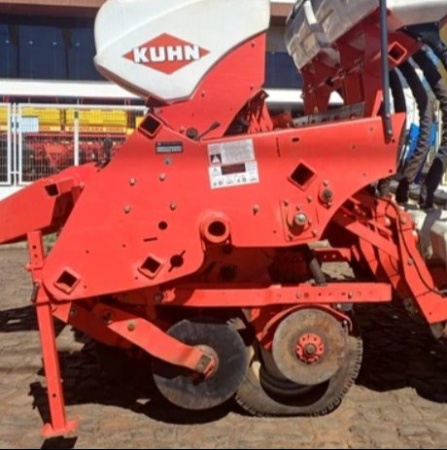 Plantadeira Kuhn PG 700 ano 2020 - PG 700 - Implementos para Plantio