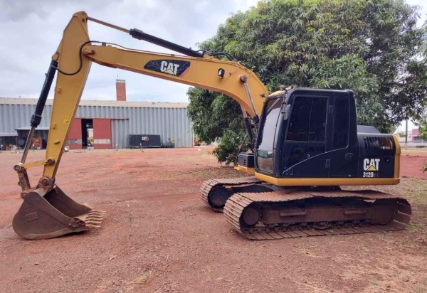 Escavadeira Caterpillar 312D2L ano 2017