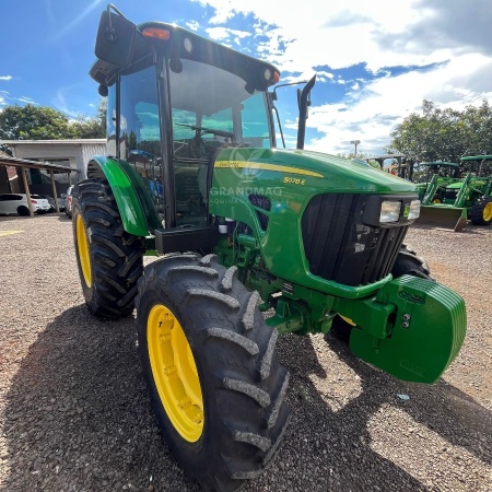 Trator John Deere 5078 E ano 2018