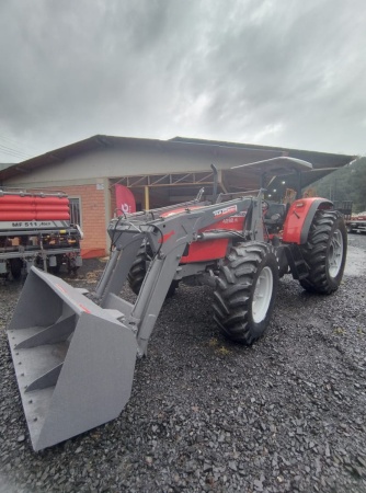 Trator Massey Ferguson MF 4292 ano 2014