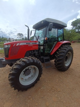 Trator Massey Ferguson MF 4408 ano 2022