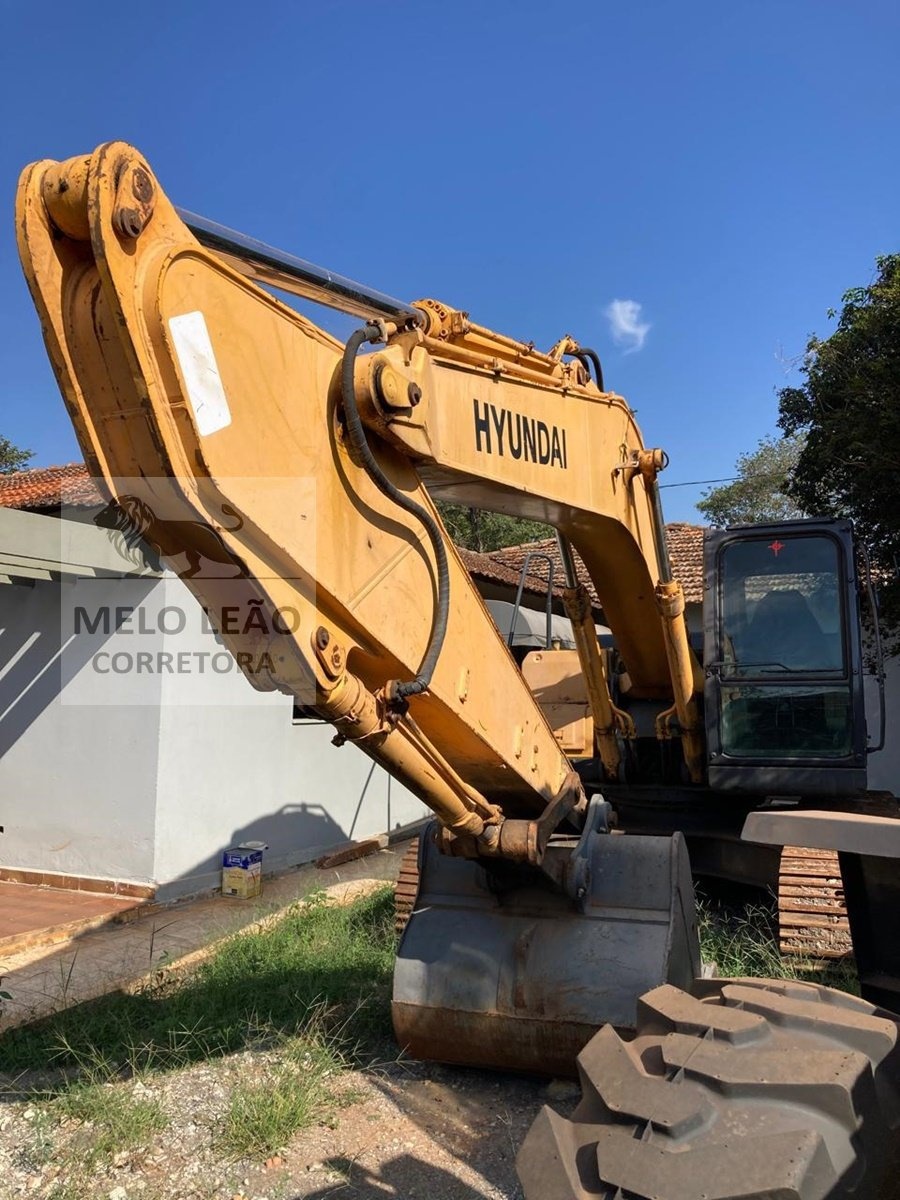 Escavadeira Hyundai robex210lc-7 ano 2011