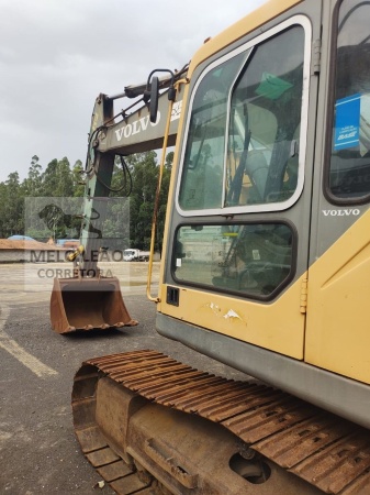 Escavadeira Volvo EC210BLC ano 2009