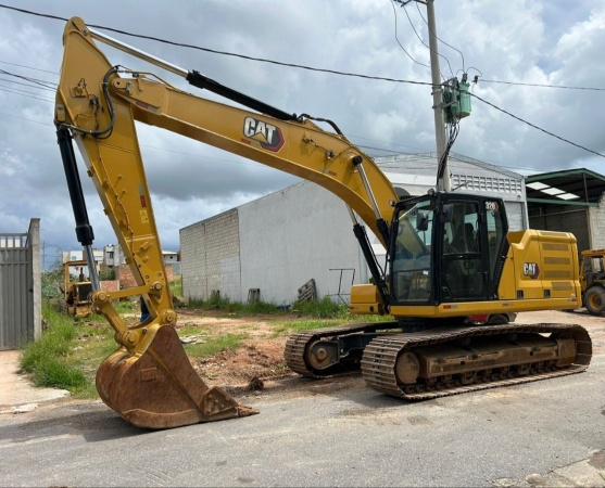 Escavadeira Caterpillar 320 ano 2022
