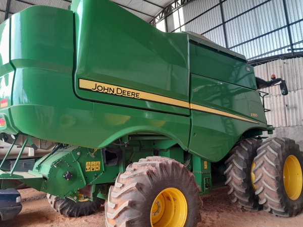 Colheitadeira John Deere S550 ano 2020