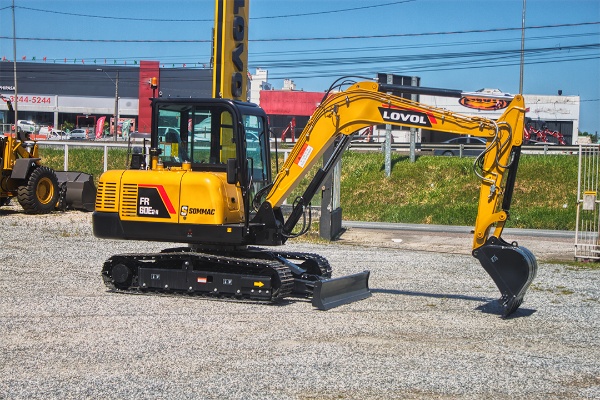 Mini Escavadeira LOVOL FR60E2-H ano 2025