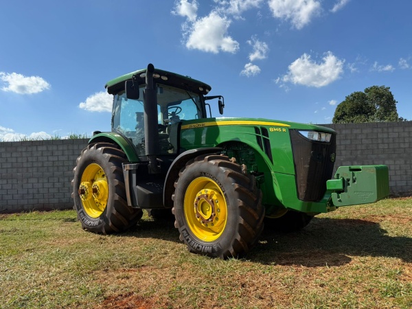 Trator John Deere 8345 R ano 2024