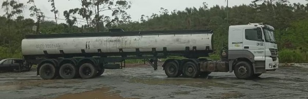 Tanque para emulsão asfáltica Randon 32 Toneladas