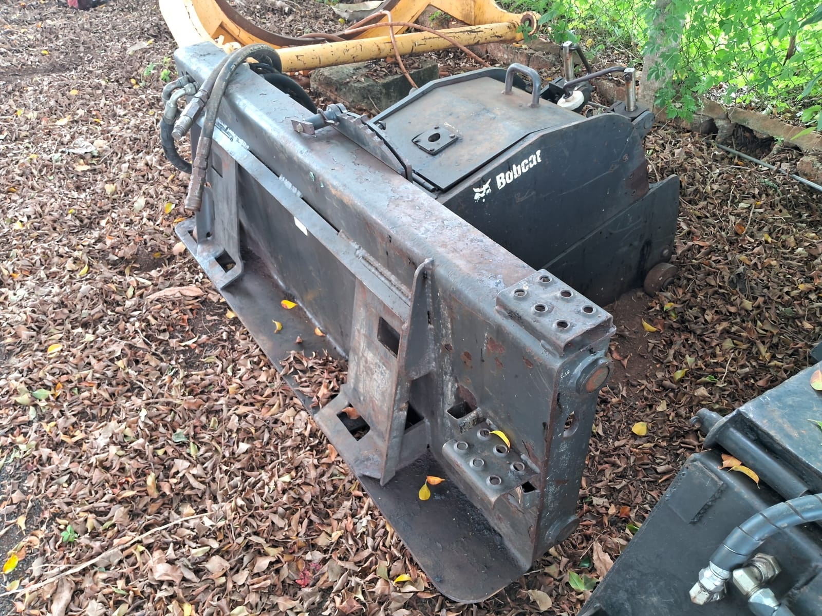 Fresadora Bobcat 14 polegadas FRS-01