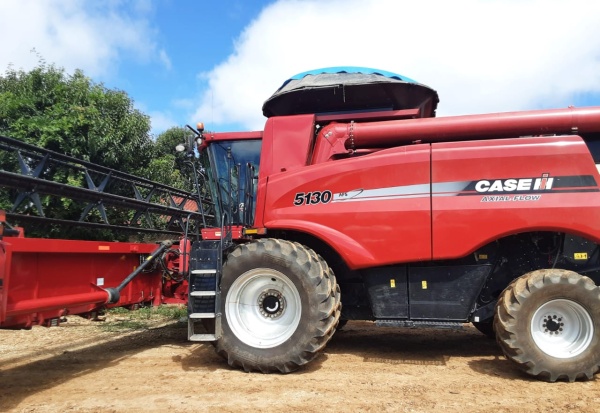Colheitadeira Case 5130 Axial-Flow
