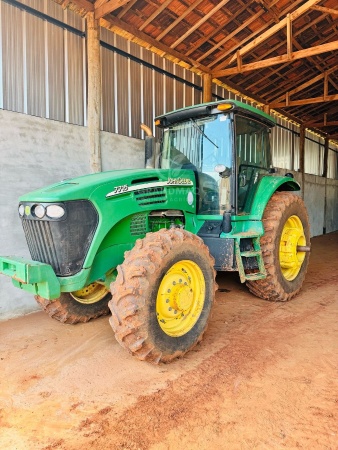 Trator John Deere 7715 ano 2010