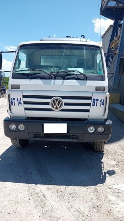 Caminhão Volkswagen 26-260E ano 2011
