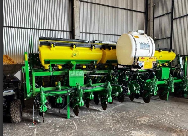 Plantadeira John Deere 1113 ano 2022