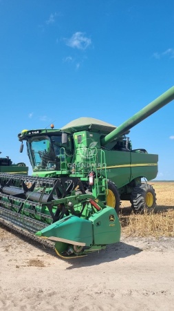 Colheitadeira John Deere S550 ano 2018