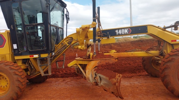 Motoniveladora Caterpillar 140K ano 2022