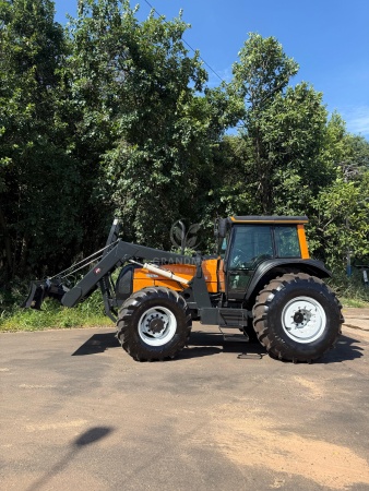 Trator Valtra BH160 ano 2006 - BH160 - Máquinas Agrícolas