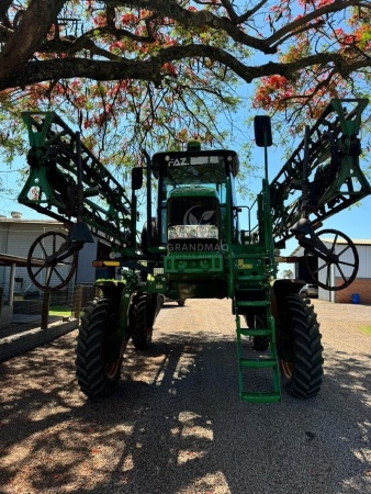 Pulverizador Autopropelido John Deere M4025 ano 2020