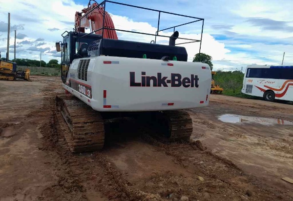 Escavadeira Link Belt 360X3E ano 2021