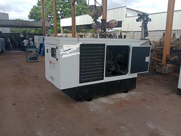 Gerador de Energia MWM 40 kVA ano 2008