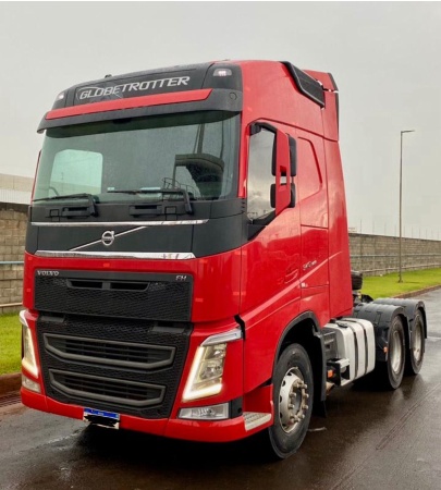 Caminhão Volvo FH 540 6X4 ano 2021