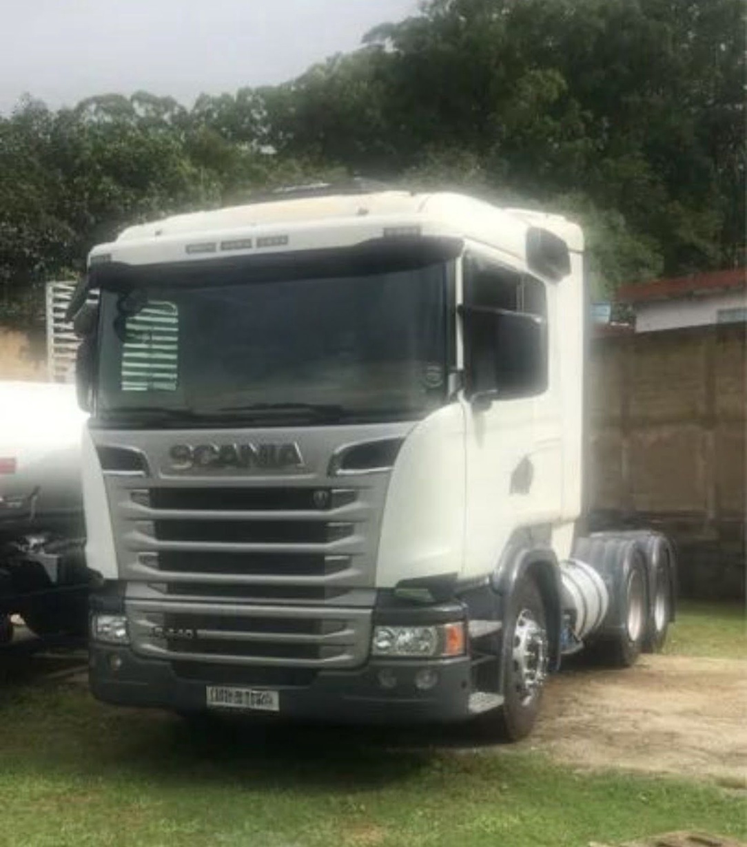 Caminhão Scania R440 ano 2014