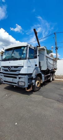 Caminhão Mercedes Benz AXOR 3131 6X4 ano 2020 - AXOR 3131 6X4 - Caminhões e Carretas