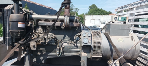 Gerador de Energia Leon Heimer 80 kVA ano 1998