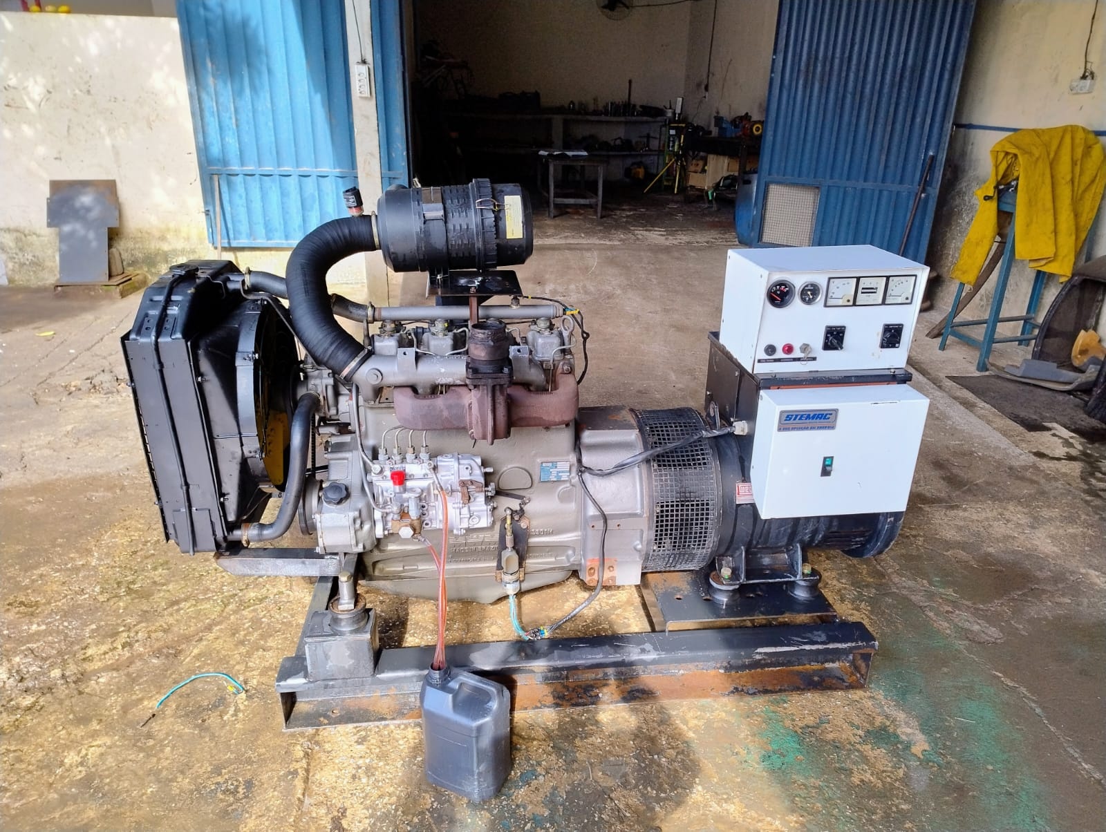 Gerador de Energia STEMAC 55 kVA ano 2005
