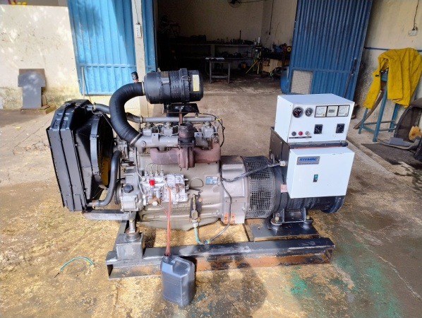 Gerador de Energia STEMAC 55 kVA ano 2005